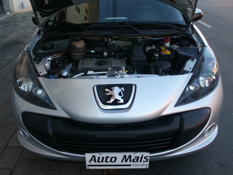HOGGAR 1.4 XR FLEX 2P MANUAL - 2011 - FLORES DA CUNHA