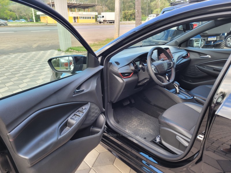 ONIX 1.0 HATCH RS 12V TURBO 4P AUTOMÁTICO - 2022 - BOM PRINCíPIO