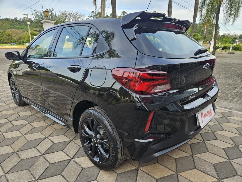 ONIX 1.0 HATCH RS 12V TURBO 4P AUTOMÁTICO - 2022 - BOM PRINCíPIO