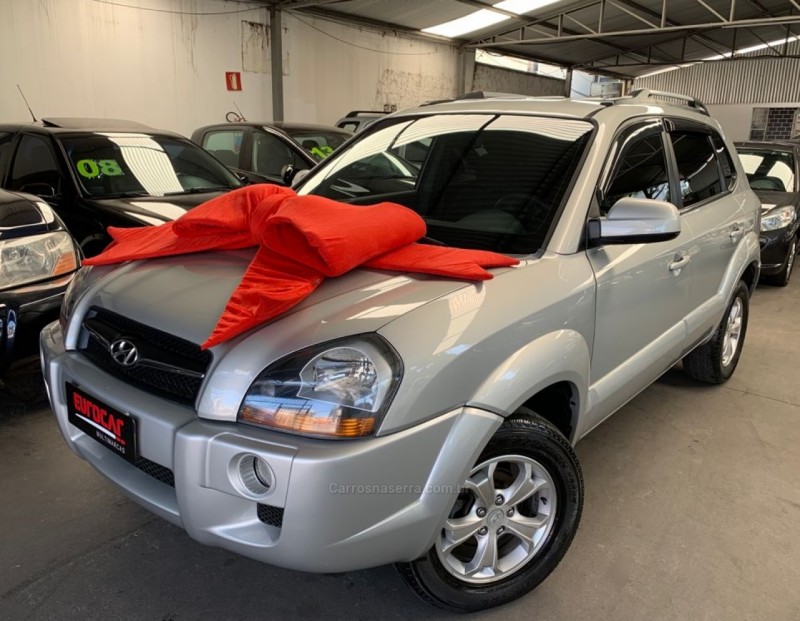 tucson 2.0 mpfi gls 16v 143cv 2wd gasolina 4p automatico 2013 caxias do sul