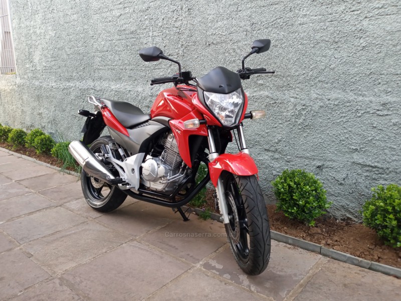 cb 300r 2015 caxias do sul