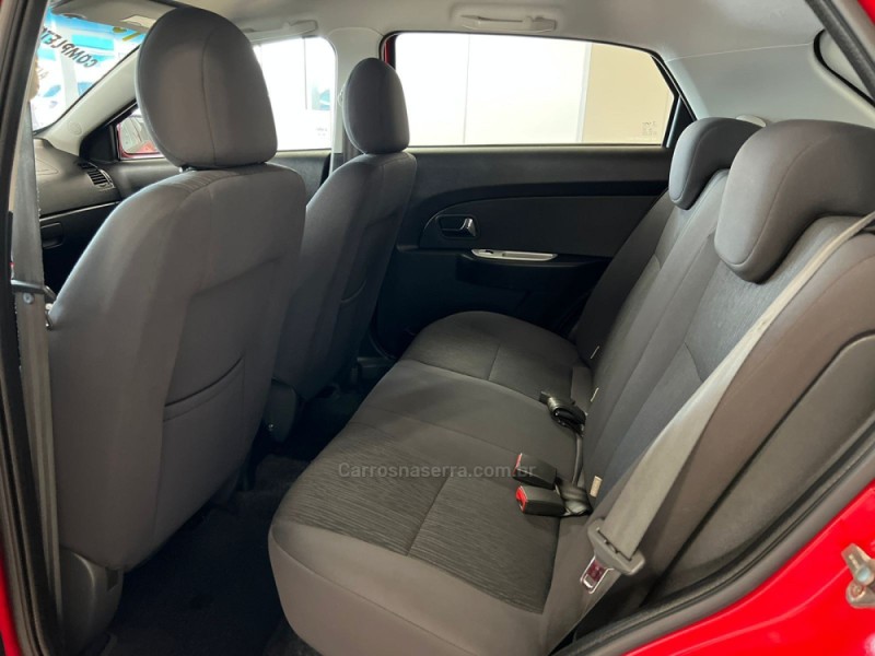CELER 1.5 MPFI 16V FLEX 4P MANUAL - 2015 - TAQUARA