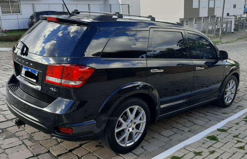 JOURNEY 3.6 RT V6 GASOLINA 4P AUTOMÁTICO - 2012 - FARROUPILHA