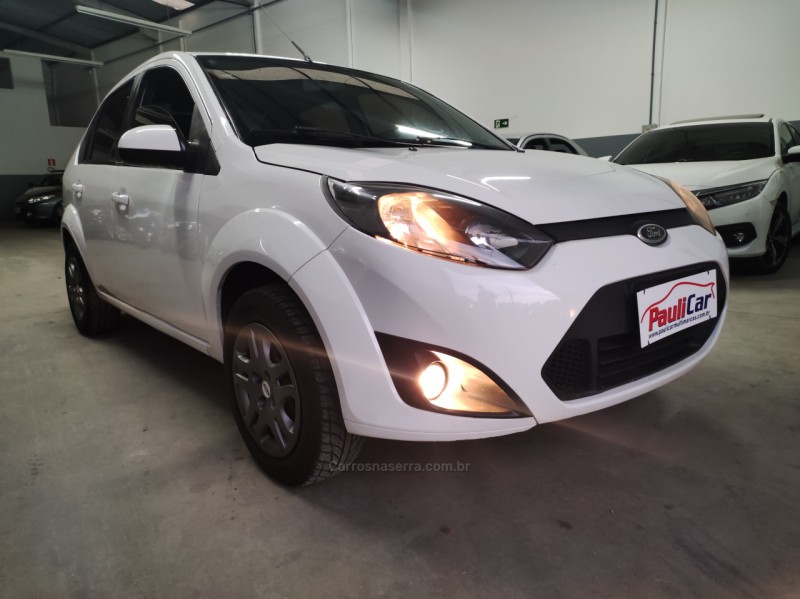 fiesta 1.6 mpi class sedan 8v flex 4p manual 2013 caxias do sul