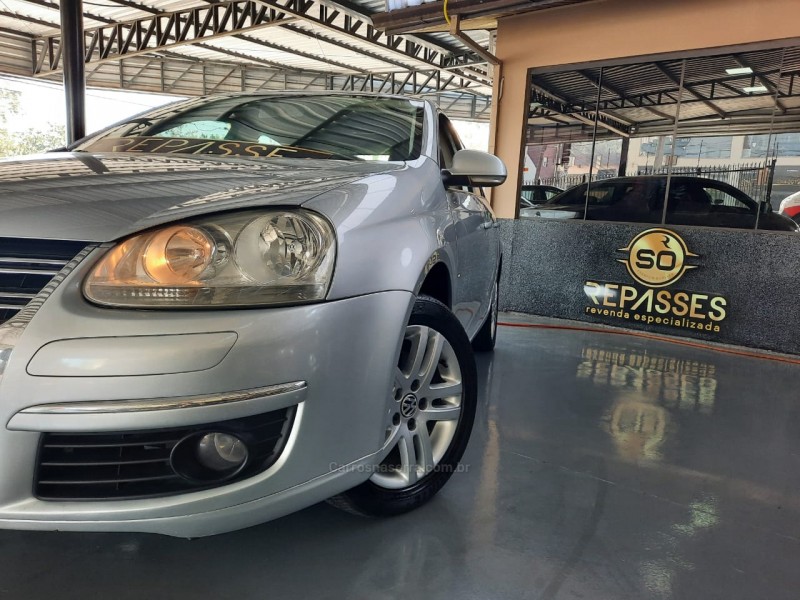jetta 2.5 i 20v 170cv gasolina 4p tiptronic 2009 caxias do sul