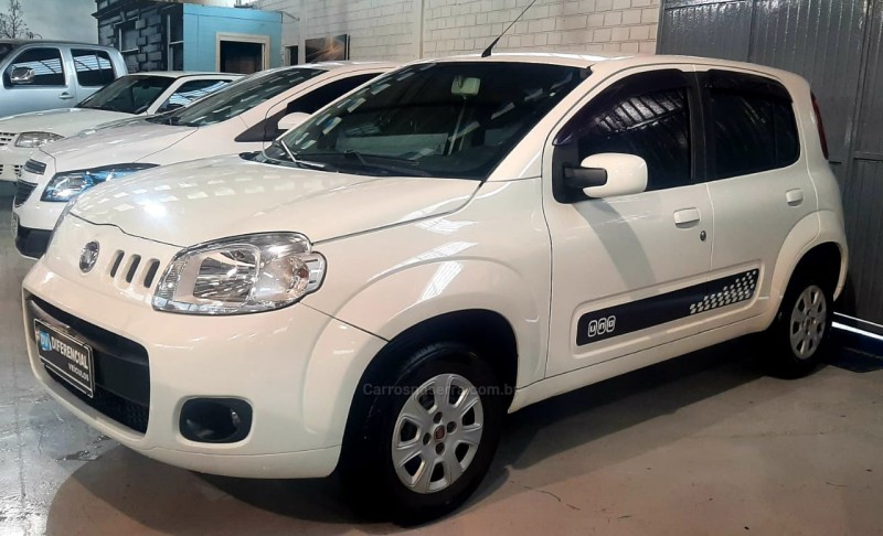 uno 1.0 evo vivace 8v flex 4p manual 2012 caxias do sul