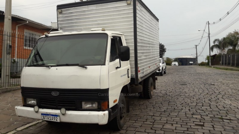 BONGO 2.5 K-2500 4X2 CS TURBO DIESEL 2P MANUAL