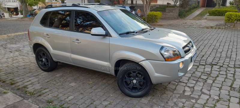 tucson 2.0 mpfi gls top 16v 143cv 2wd flex 4p automatico 2014 nova prata