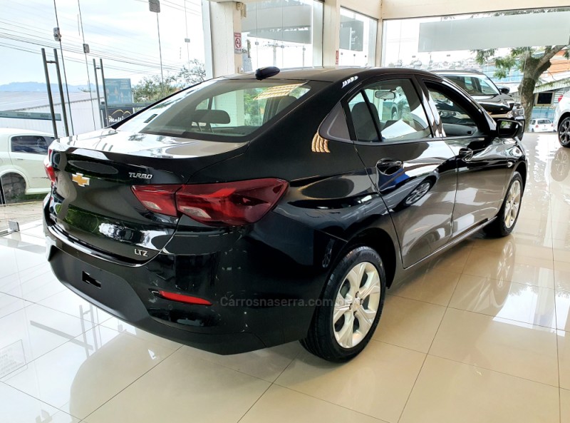 ONIX 1.0	LTZ PLUS 12V TURBO FLEX 4P AUTOMÁTICO - 2023 - BENTO GONçALVES