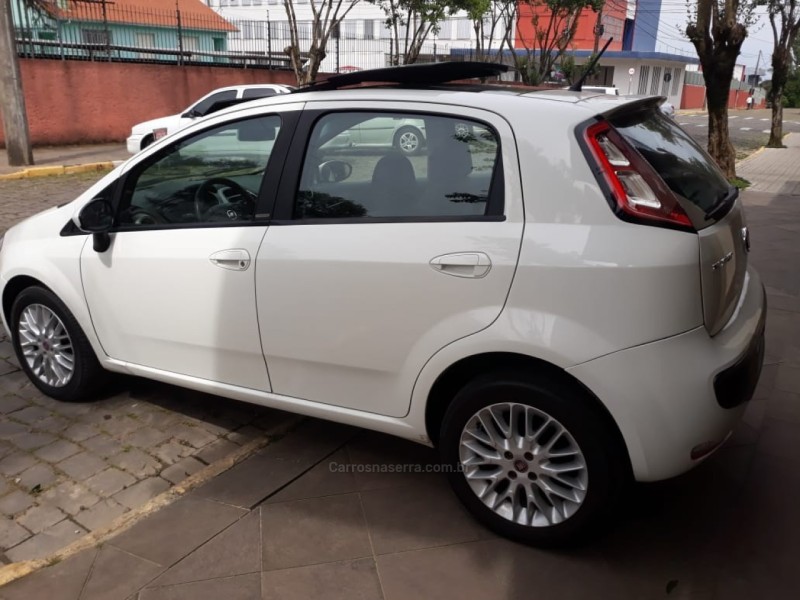 PUNTO 1.6 ESSENCE 16V FLEX 4P MANUAL - 2013 - BENTO GONçALVES