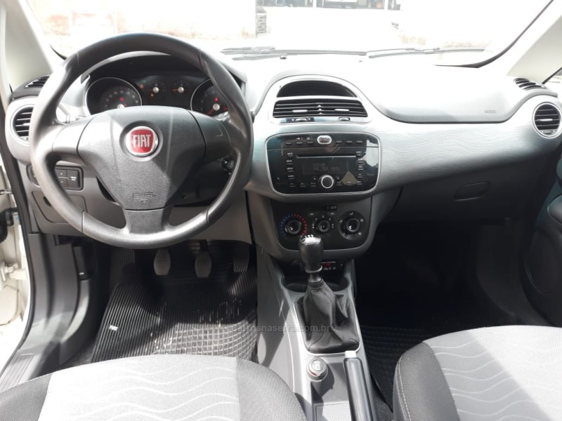 PUNTO 1.6 ESSENCE 16V FLEX 4P MANUAL - 2013 - BENTO GONçALVES