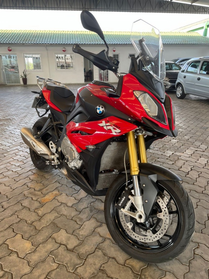 s 1000 xr 2017 parobe