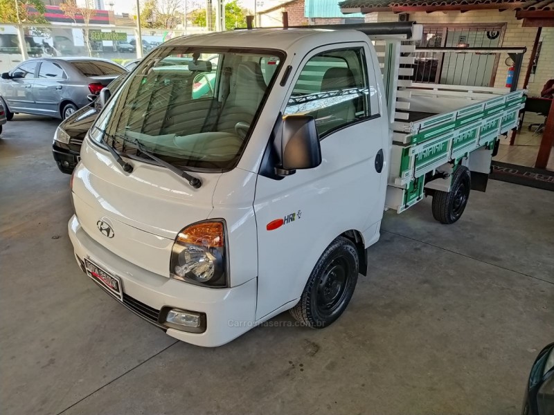 hr 2.5 longo com cacamba 4x2 16v 130cv turbo intercooler diesel 2p manual 2017 caxias do sul
