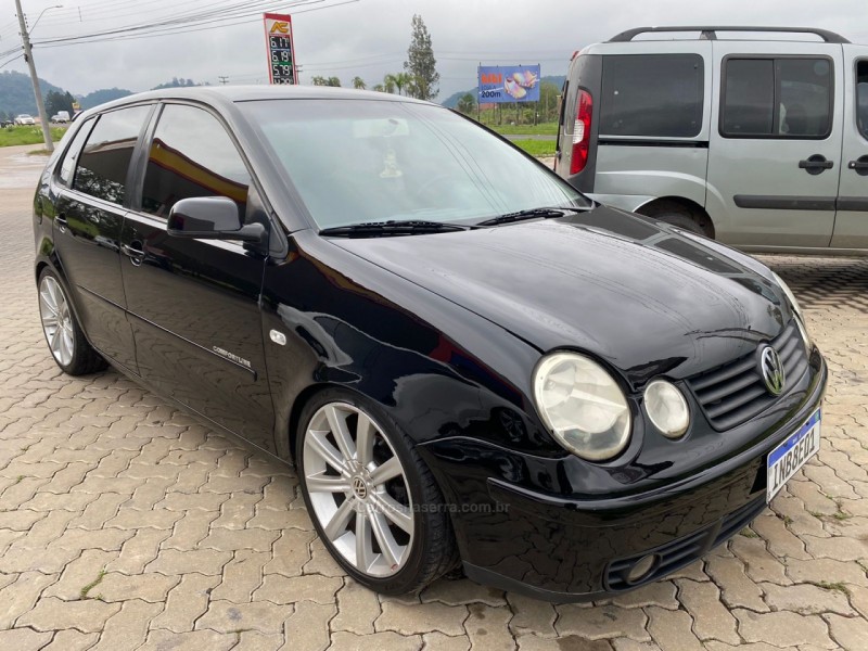 POLO 1.6 MI 8V GASOLINA 4P MANUAL - 2006 - PAROBé