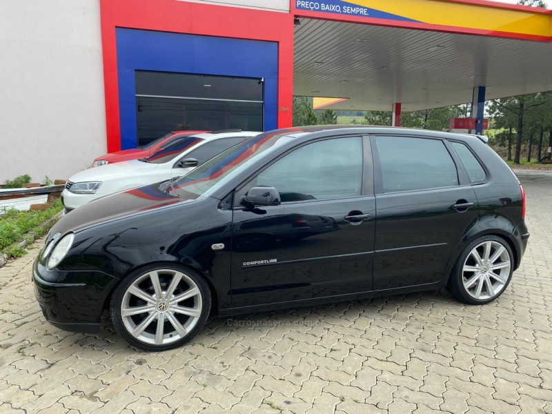 POLO 1.6 MI 8V GASOLINA 4P MANUAL - 2006 - PAROBé