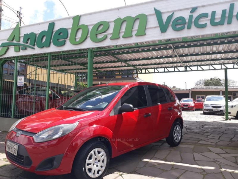 fiesta 1.0 mpi first hatch 8v flex 4p manual 2013 caxias do sul