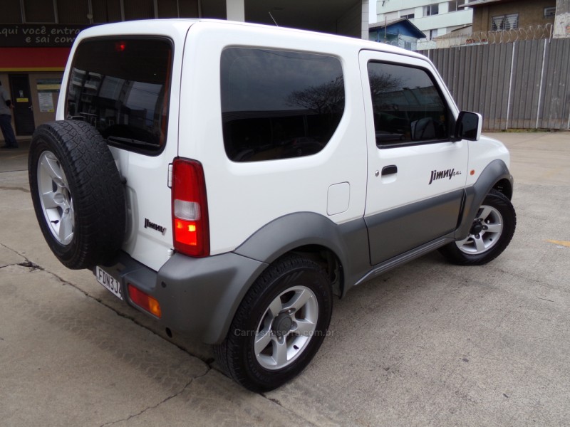 JIMNY 1.3 4ALL 4X4 16V GASOLINA 2P MANUAL - 2012 - CAXIAS DO SUL