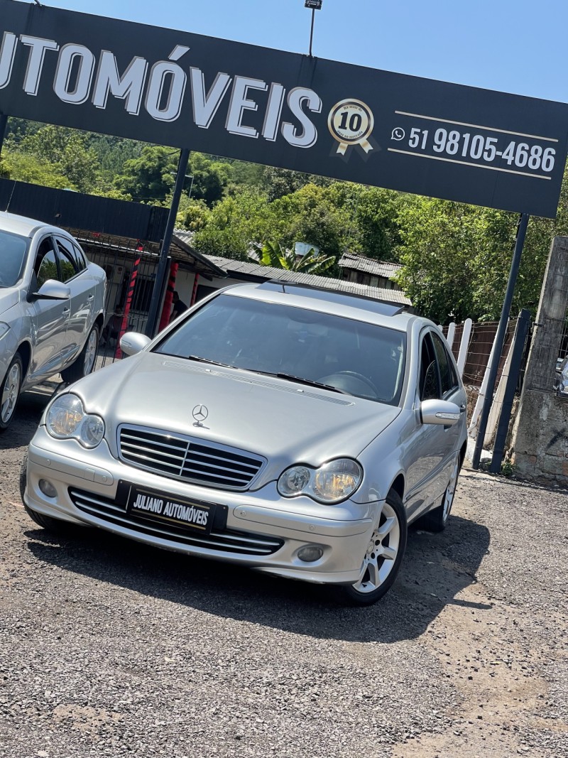 c 180 k 1.8 classic kompressor 16v 143 cv gasolina 4p automatico 2005 parobe