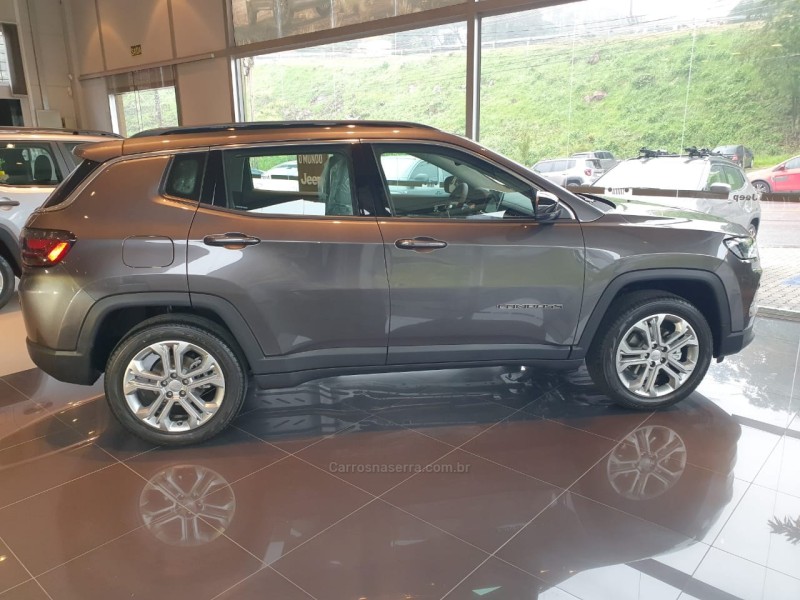 COMPASS 1.3 LONGITUDE T270 16V TURBO FLEX 4P AUTOMÁTICO - 2022 - CAXIAS DO SUL
