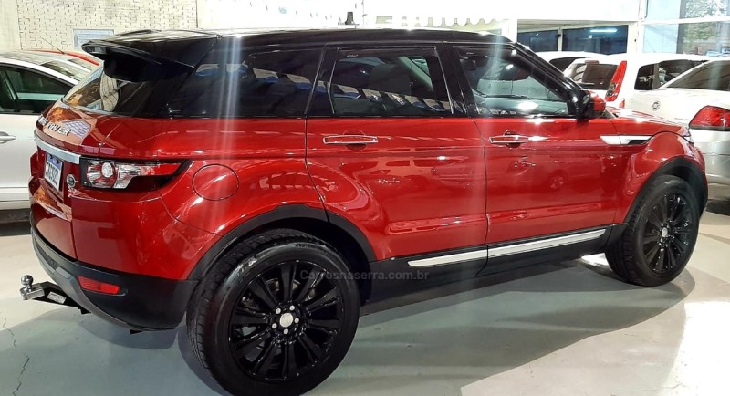 RANGE ROVER EVOQUE 2.2 SDA PRESTIGE TECH 4X4 16V DIESEL 4P AUTOMÁTICO - 2015 - CAXIAS DO SUL