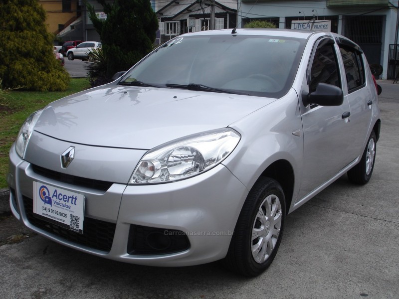 sandero 1.0 authentique 16v flex 4p manual 2012 caxias do sul