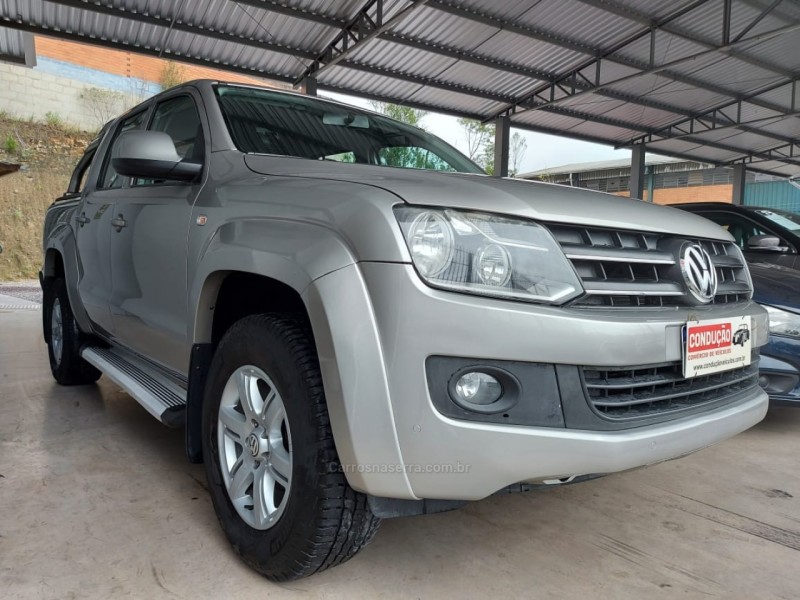 amarok 2.0 trendline 4x4 cd 16v turbo intercooler diesel 4p automatico 2015 caxias do sul