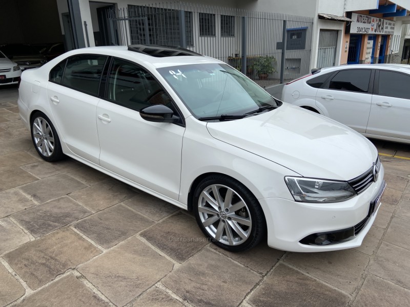 JETTA 2.0 COMFORTLINE FLEX 4P TIPTRONIC - 2014 - CAXIAS DO SUL
