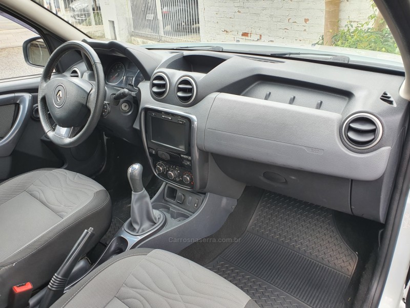 DUSTER 1.6 TECH ROAD 4X2 16V FLEX 4P MANUAL - 2014 - CAXIAS DO SUL