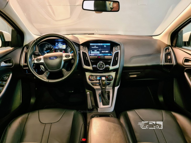 FOCUS 2.0 TITANIUM PLUS 16V FLEX 4P AUTOMÁTICO - 2014 - BENTO GONçALVES