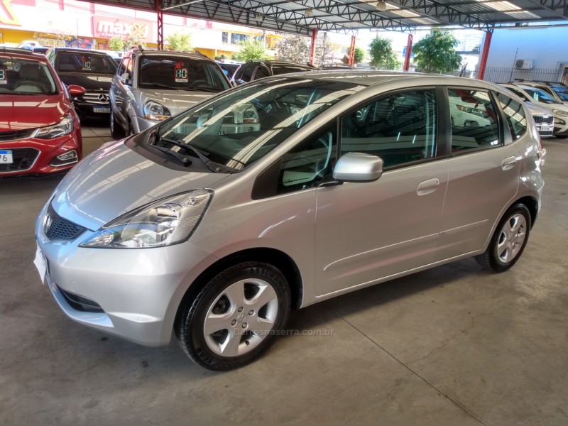 fit 1.4 lx 16v flex 4p manual 2011 caxias do sul
