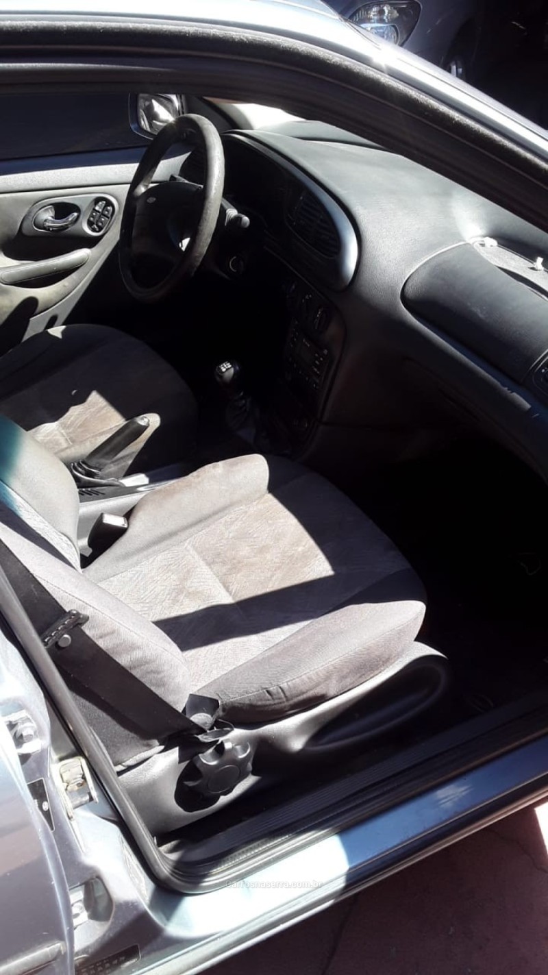 MONDEO 2.0 CLX 16V GASOLINA 4P MANUAL - 1999 - BENTO GONçALVES
