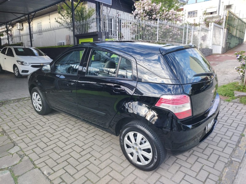 AGILE 1.4 MPFI LT 8V FLEX 4P MANUAL - 2011 - CAXIAS DO SUL