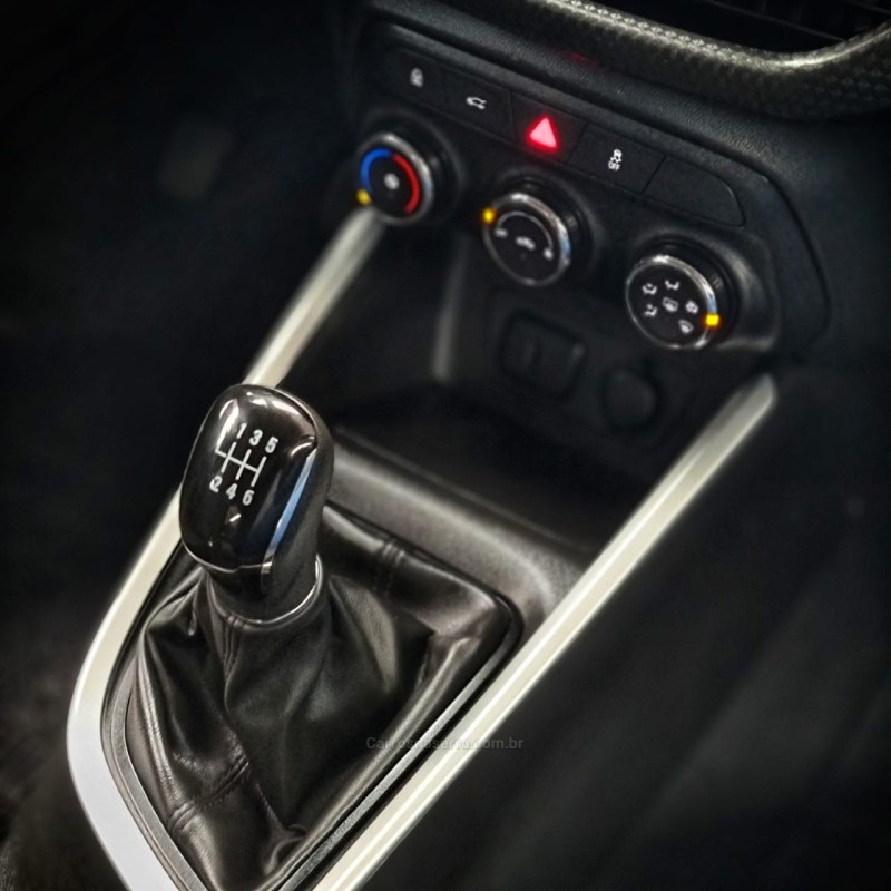 ONIX 1.0  LTZ 12V TURBO FLEX 4P MANUAL - 2021 - CAXIAS DO SUL