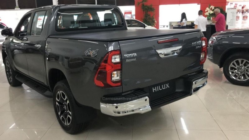 HILUX 2.8 SRX 4X4 CD 16V DIESEL 4P AUTOMÁTICO - 2021 - FARROUPILHA