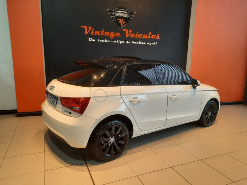 A1 1.4 TFSI SPORTBACK ATTRACTION 16V 122CV GASOLINA 4P S-TRONIC - 2013 - CAXIAS DO SUL