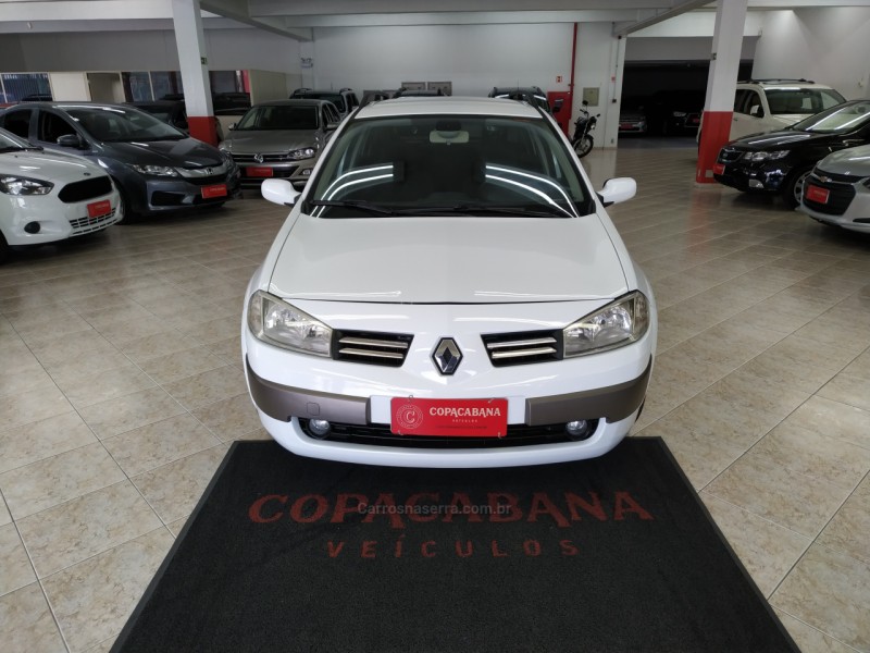 megane 1.6 dynamique grand tour 16v flex 4p manual 2012 caxias do sul