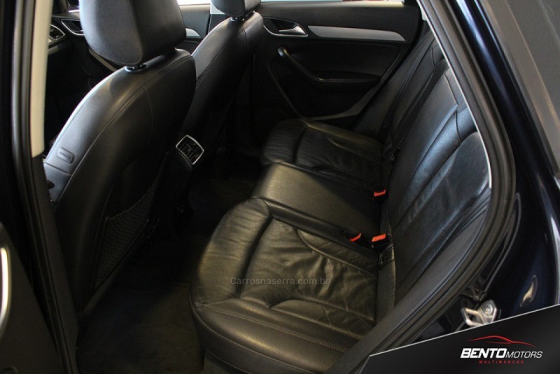Q3 2.0 TFSI AMBIENTE QUATTRO 4P GASOLINA S TRONIC - 2015 - BENTO GONçALVES