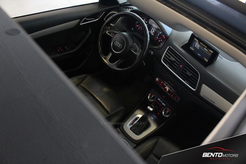 Q3 2.0 TFSI AMBIENTE QUATTRO 4P GASOLINA S TRONIC - 2015 - BENTO GONçALVES