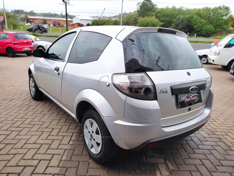 KA 1.0 MPI 8V FLEX 2P MANUAL - 2013 - PAROBé
