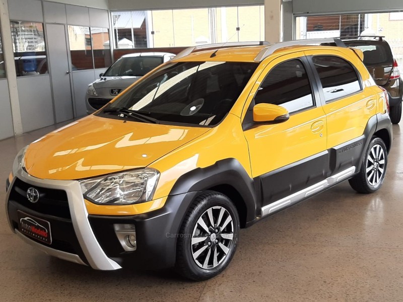 etios cross 1.5 16v flex 4p manual 2014 caxias do sul
