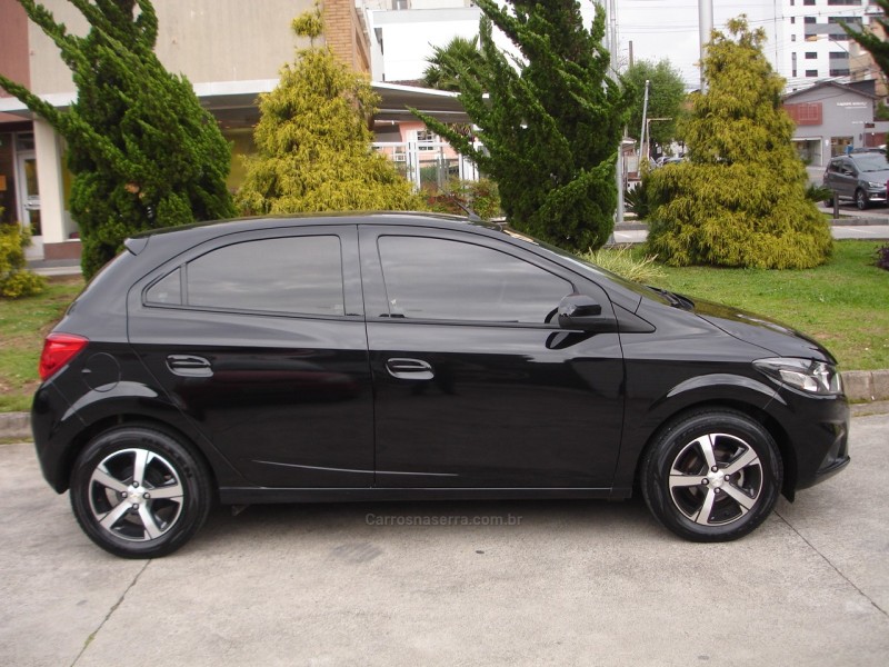 ONIX 1.4 MPFI LTZ 8V FLEX 4P MANUAL - 2018 - CAXIAS DO SUL