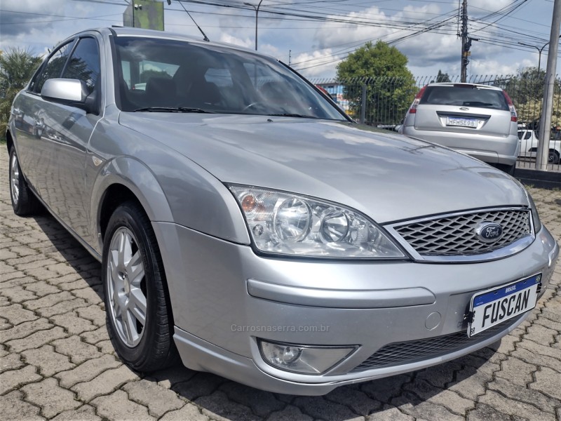 mondeo 2.0 ghia 16v gasolina 4p automatico 2006 caxias do sul