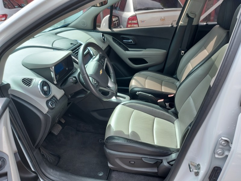 TRACKER 1.8 MPFI LTZ 4X2 16V FLEX 4P AUTOMÁTICO - 2015 - DOIS IRMãOS