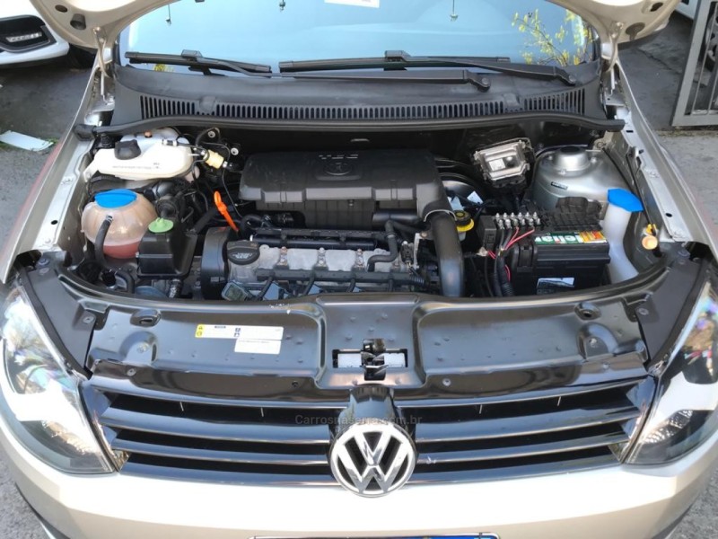 FOX 1.0 MI 8V FLEX 4P MANUAL - 2014 - CAXIAS DO SUL