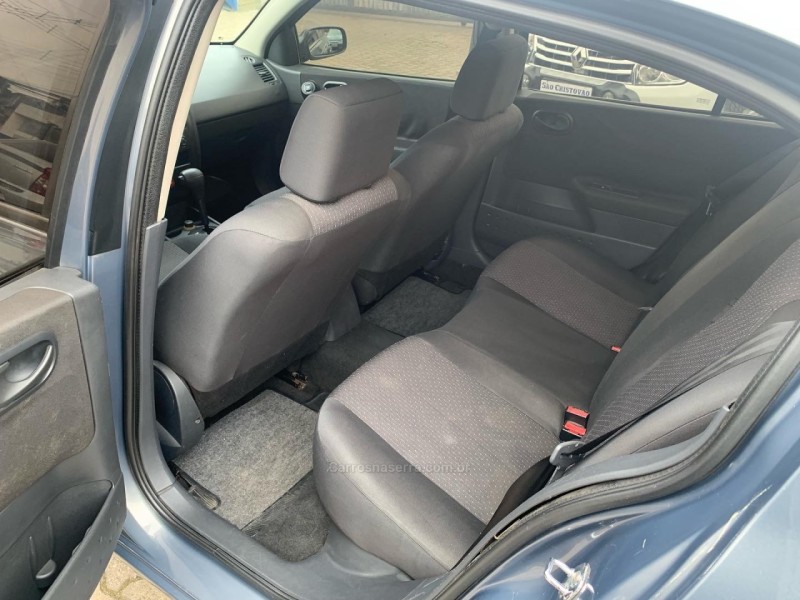MÉGANE 2.0 EXPRESSION SEDAN 16V GASOLINA 4P AUTOMÁTICO - 2009 - CAXIAS DO SUL