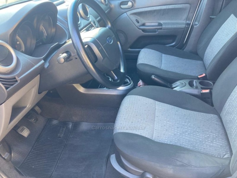 FIESTA 1.6 MPI CLASS SEDAN 8V FLEX 4P MANUAL - 2013 - CAXIAS DO SUL
