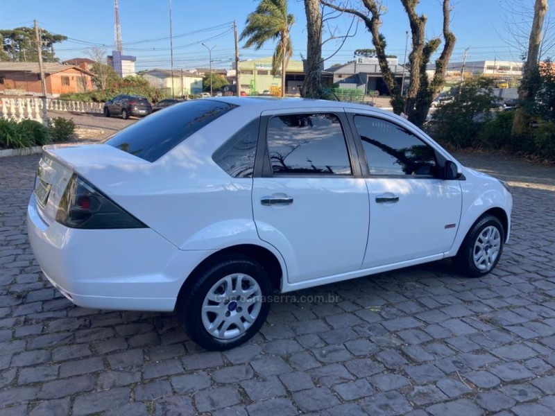 FIESTA 1.6 MPI CLASS SEDAN 8V FLEX 4P MANUAL - 2013 - CAXIAS DO SUL