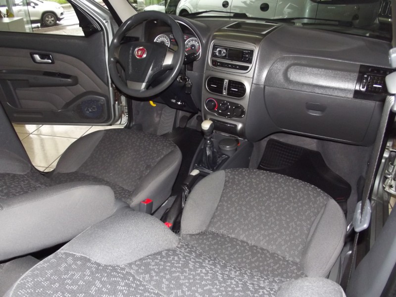 PALIO 1.6 TREKKING WEEKEND 16V FLEX 4P MANUAL - 2014 - FARROUPILHA