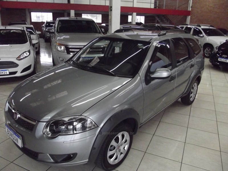 PALIO 1.6 TREKKING WEEKEND 16V FLEX 4P MANUAL - 2014 - FARROUPILHA