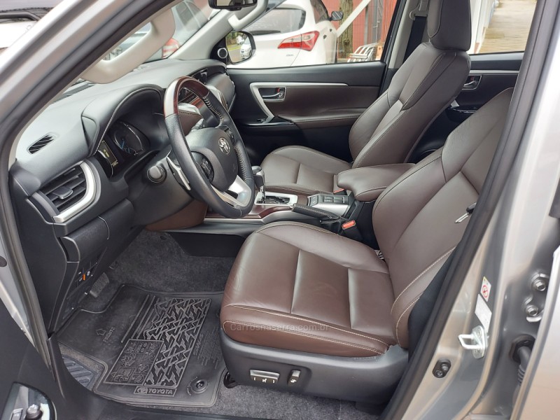 HILUX SW4 2.8 SRX 4X4 16V TURBO INTERCOOLER DIESEL 4P AUTOMÁTICO - 2019 - DOIS IRMãOS